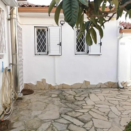 De Planta Con Piscina, Ideal Familias Tarragona