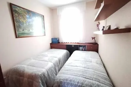 De Planta Con Piscina, Ideal Familias Tarragona